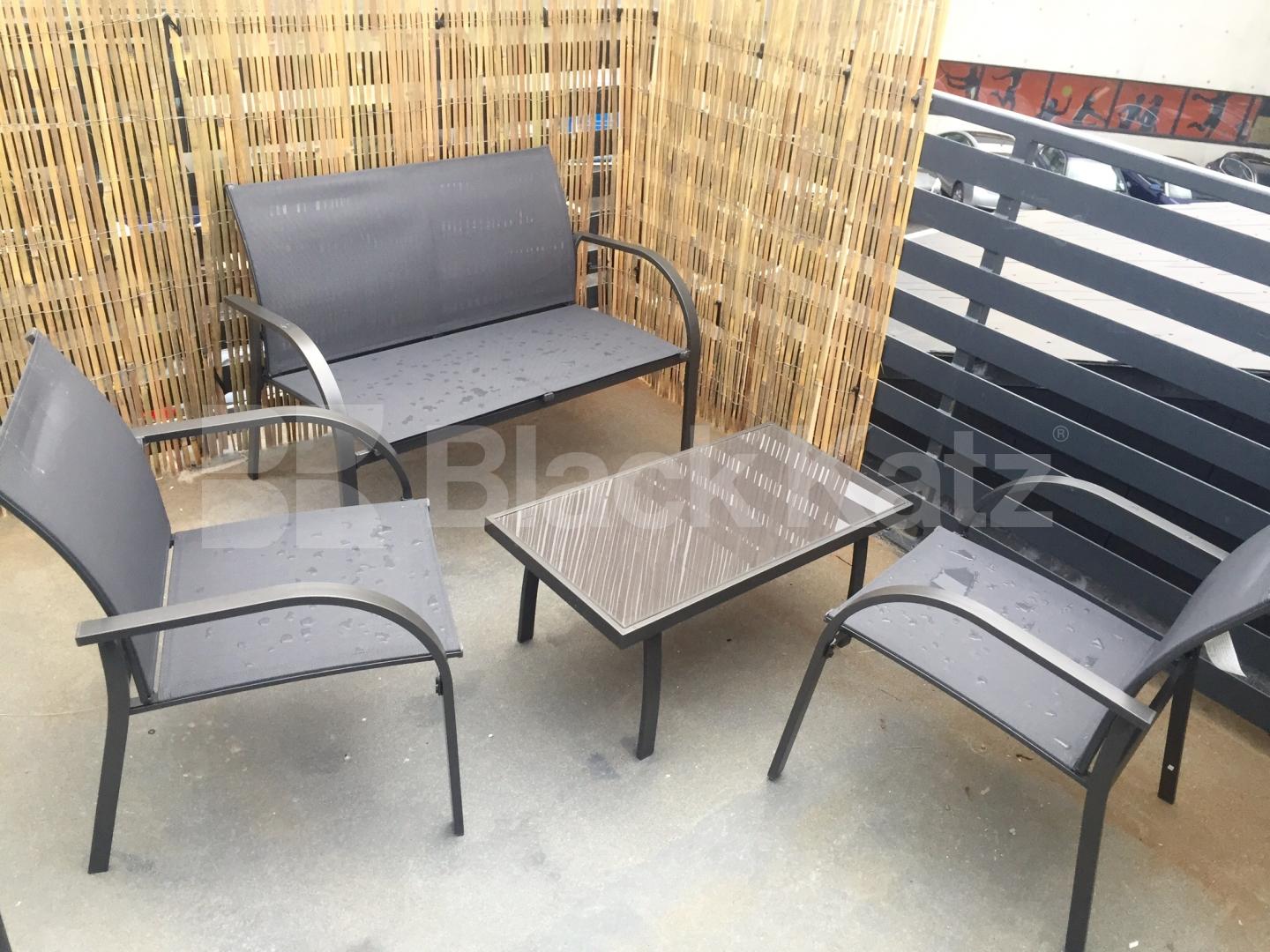 			NEW INSTRUCTION, 2 Bedroom, 1 bath, 1 reception Apartment			 Shakespeare Rd, Poets Corner